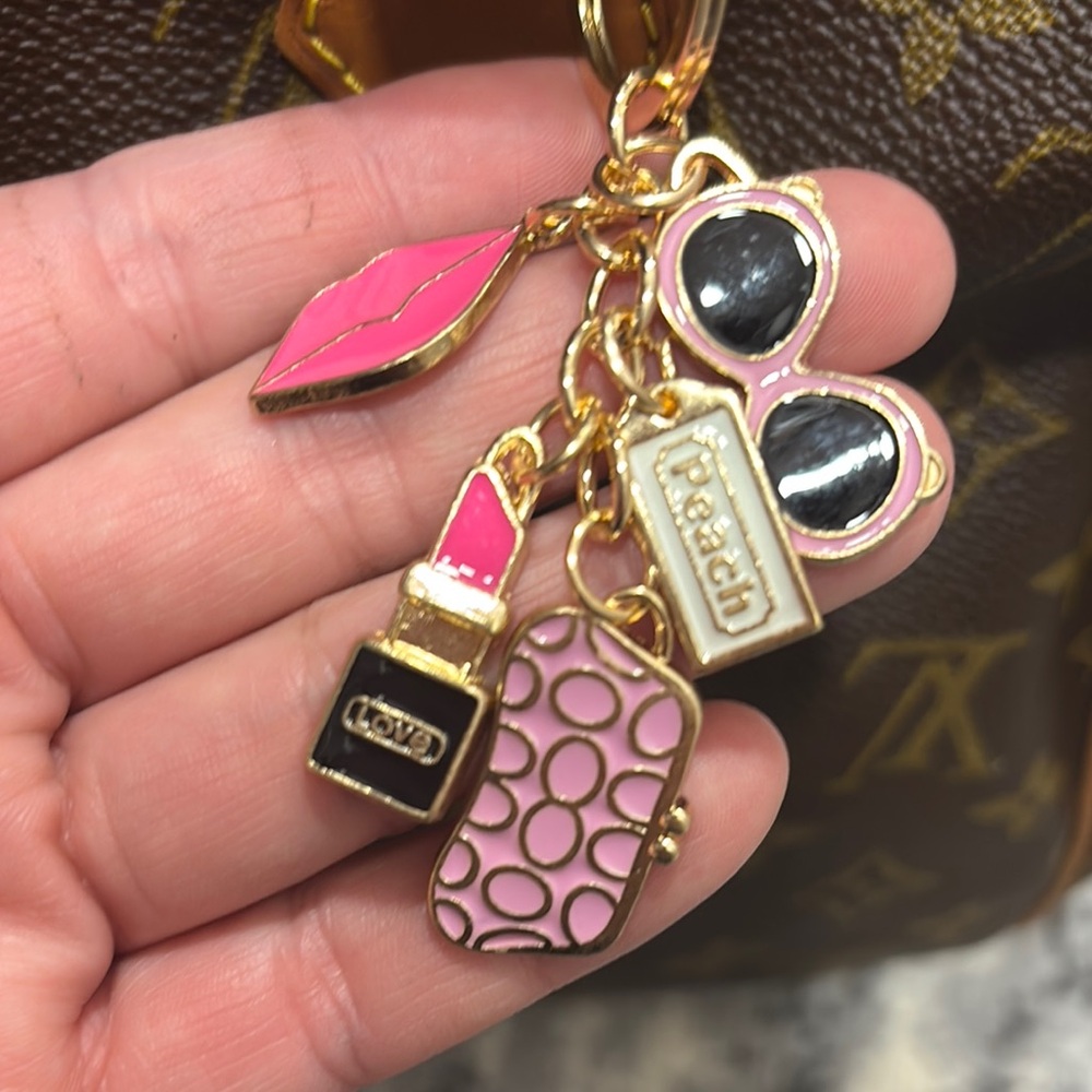 Keychain - Picture 2 of 5